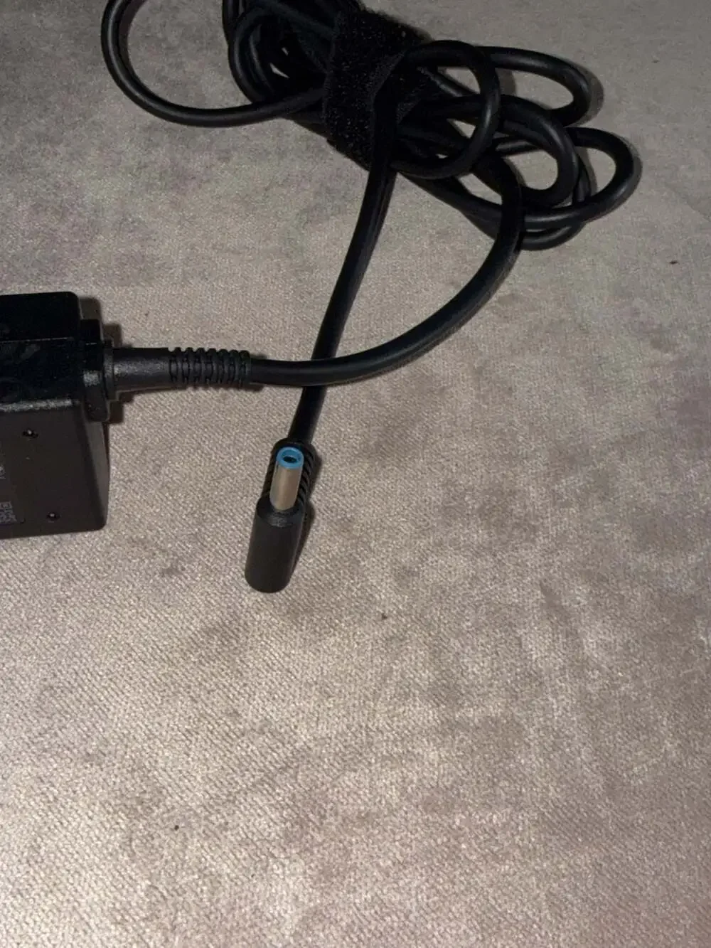 Genuine HP 45W 19.5V 2.31A AC Power Adapter Charger with Blue Tip